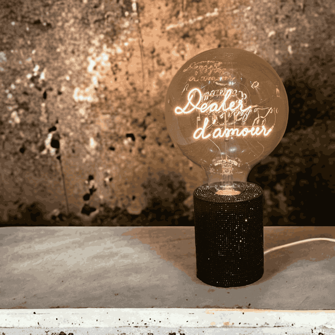 Dealer d'amour - Elements Lighting