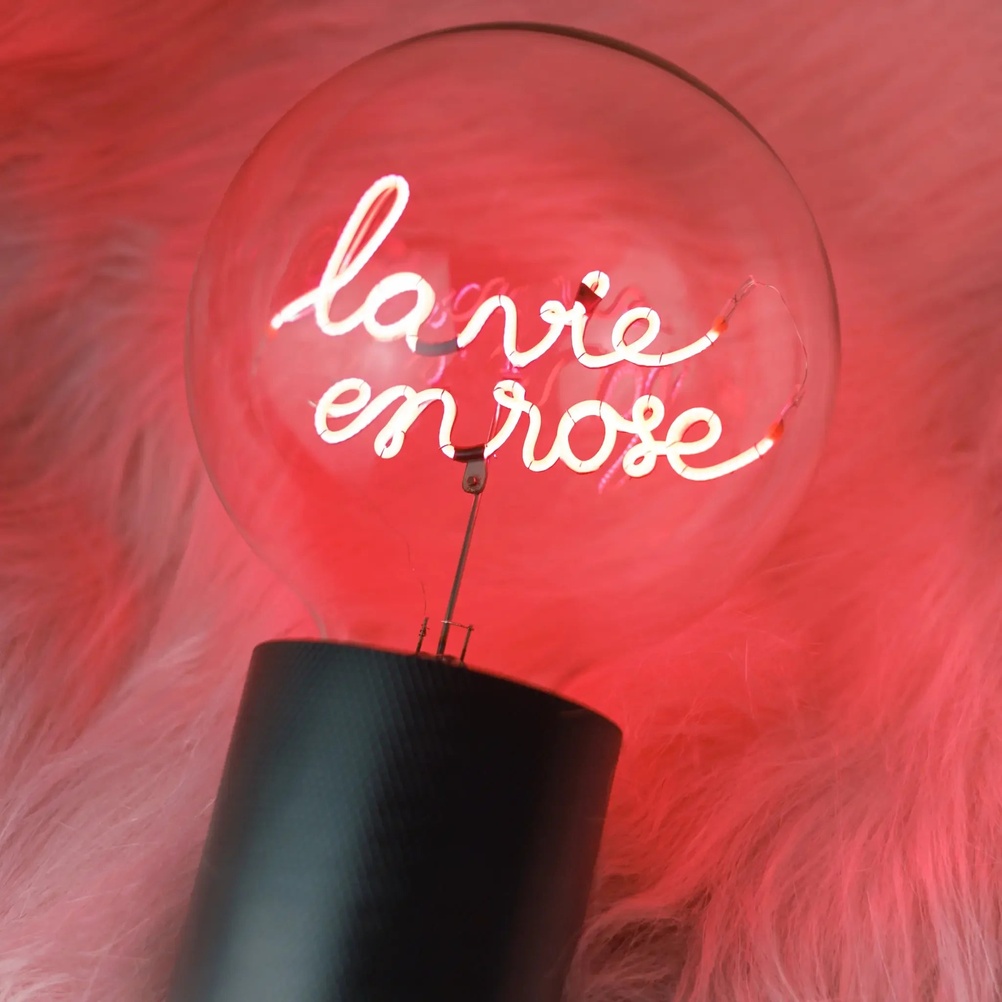 Ampoule MITB - La Vie en Rose - Elements Lighting