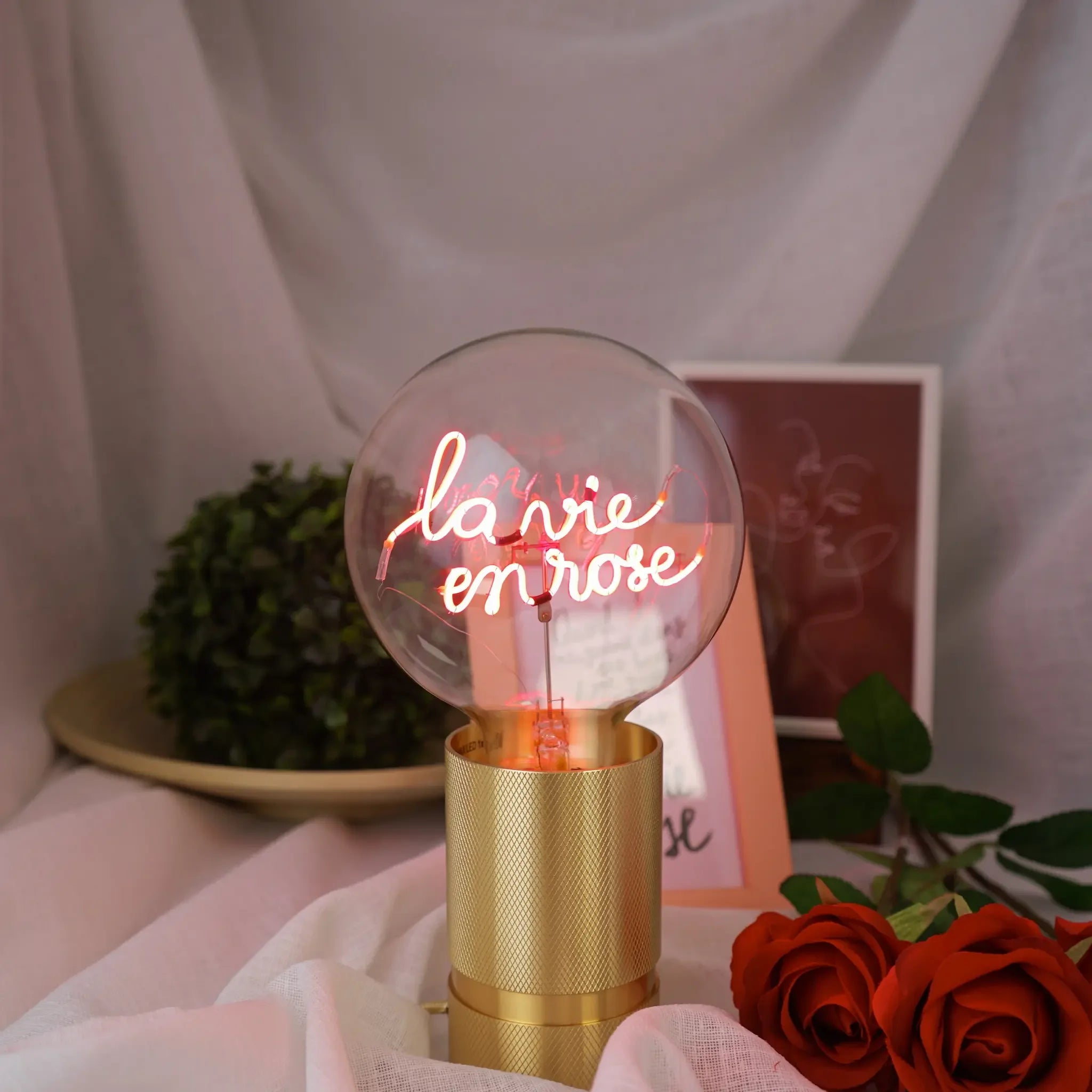 Ampoule MITB - La Vie en Rose - Elements Lighting