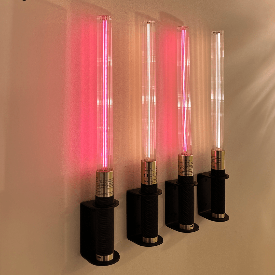 Helios Noir / Doré avec lampe led rose - Elements Lighting