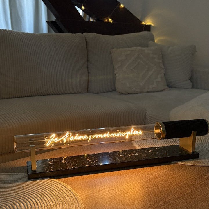 Tube lumineux - Je t'aime, moi non plus - Elements Lighting