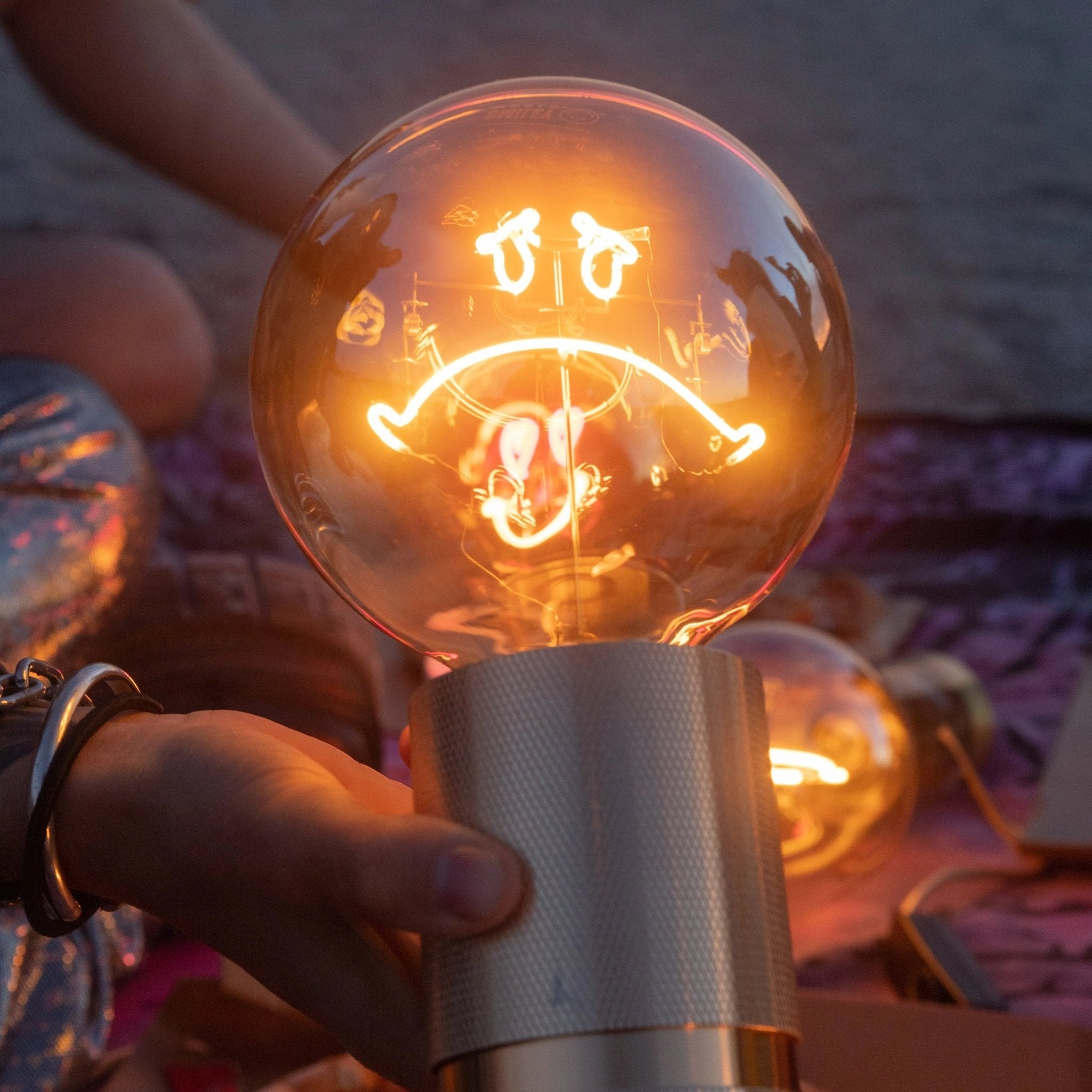 Ampoule MITB - Smiley World - Sorrow - Elements Lighting