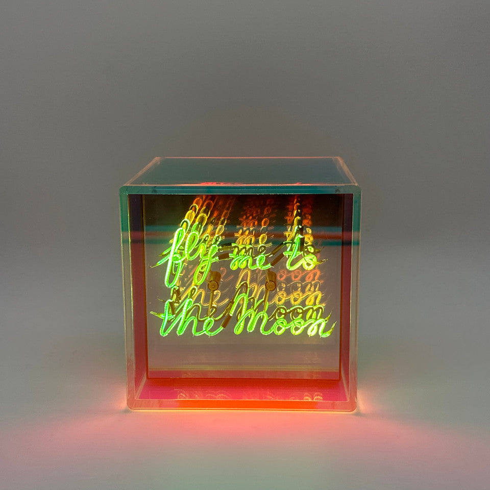 MITBOX FLY ME TO THE MOON - Elements Lighting