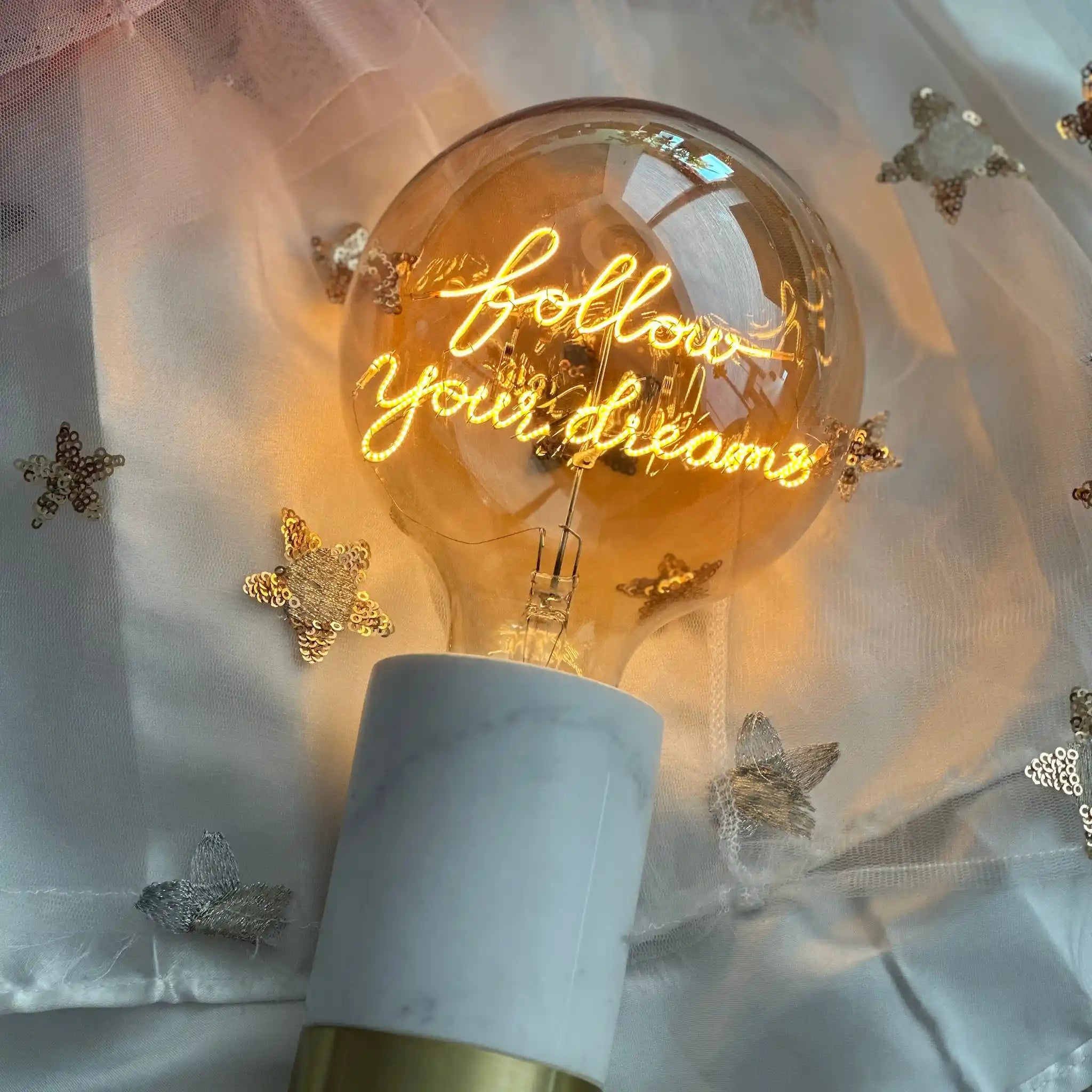 Follow your dreams - Elements Lighting