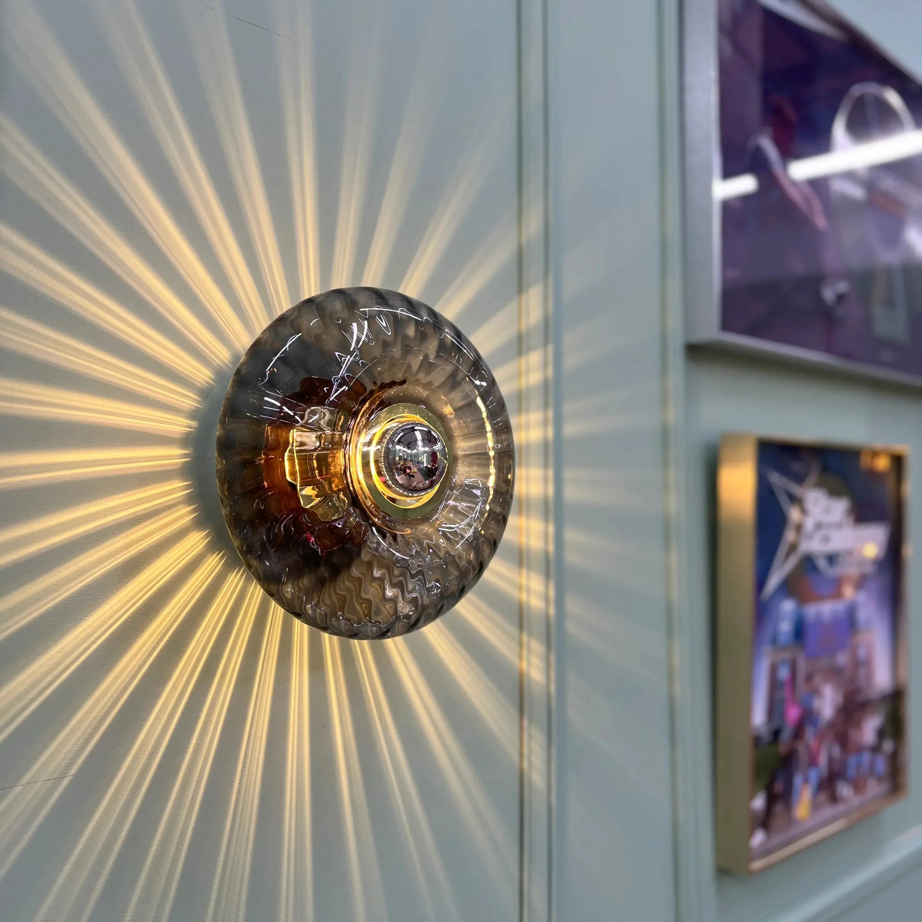 Applique Petit Grace Graphite – Design contemporain et finition gris profond élégante