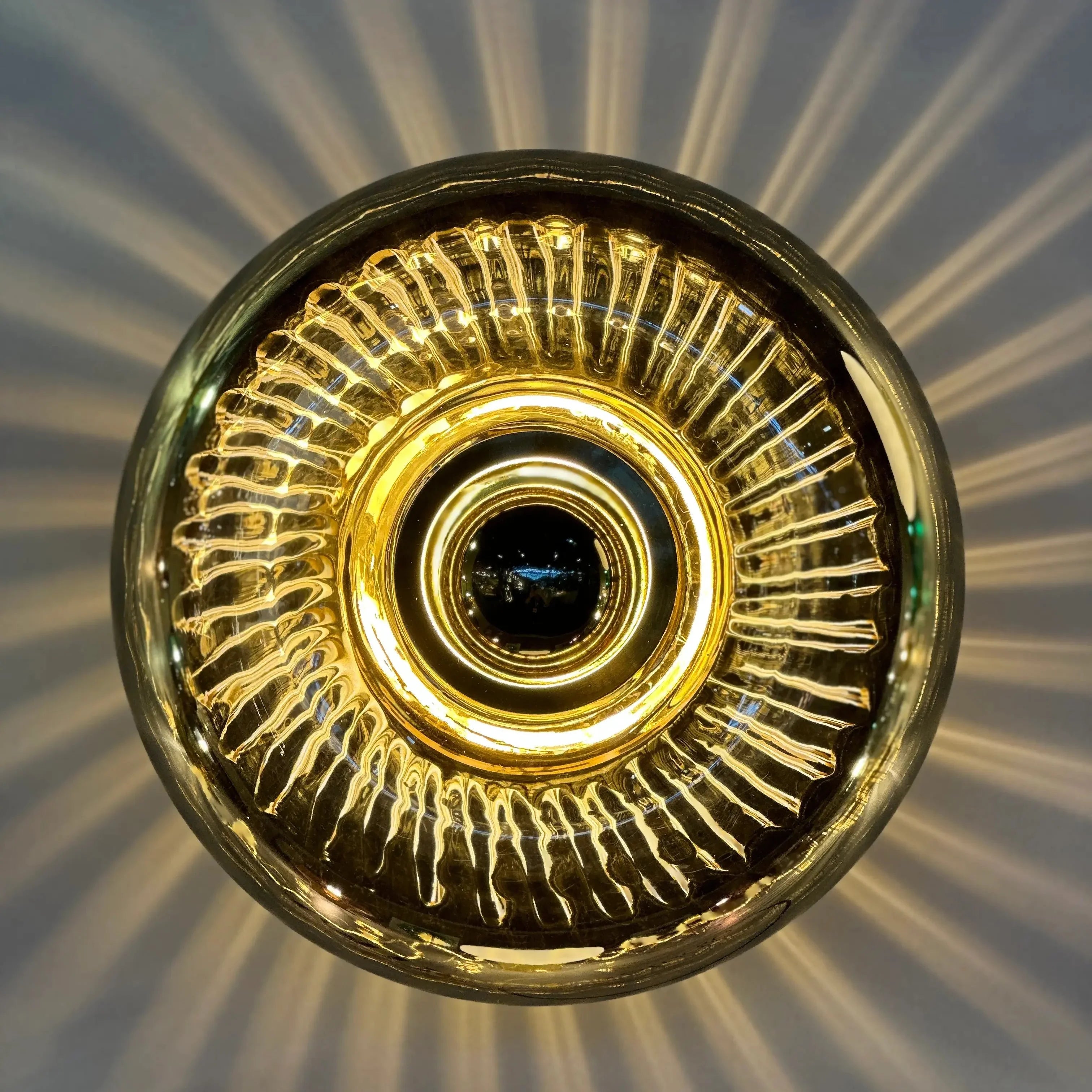 Applique Grace Or Champagne – Élégance lumineuse et finition raffinée pour intérieur contemporain