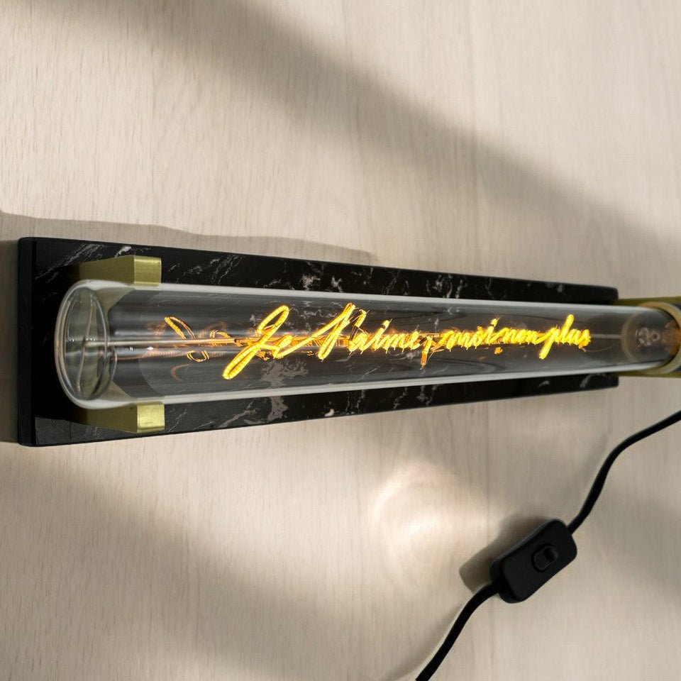 Tube lumineux - Je t'aime, moi non plus - Elements Lighting
