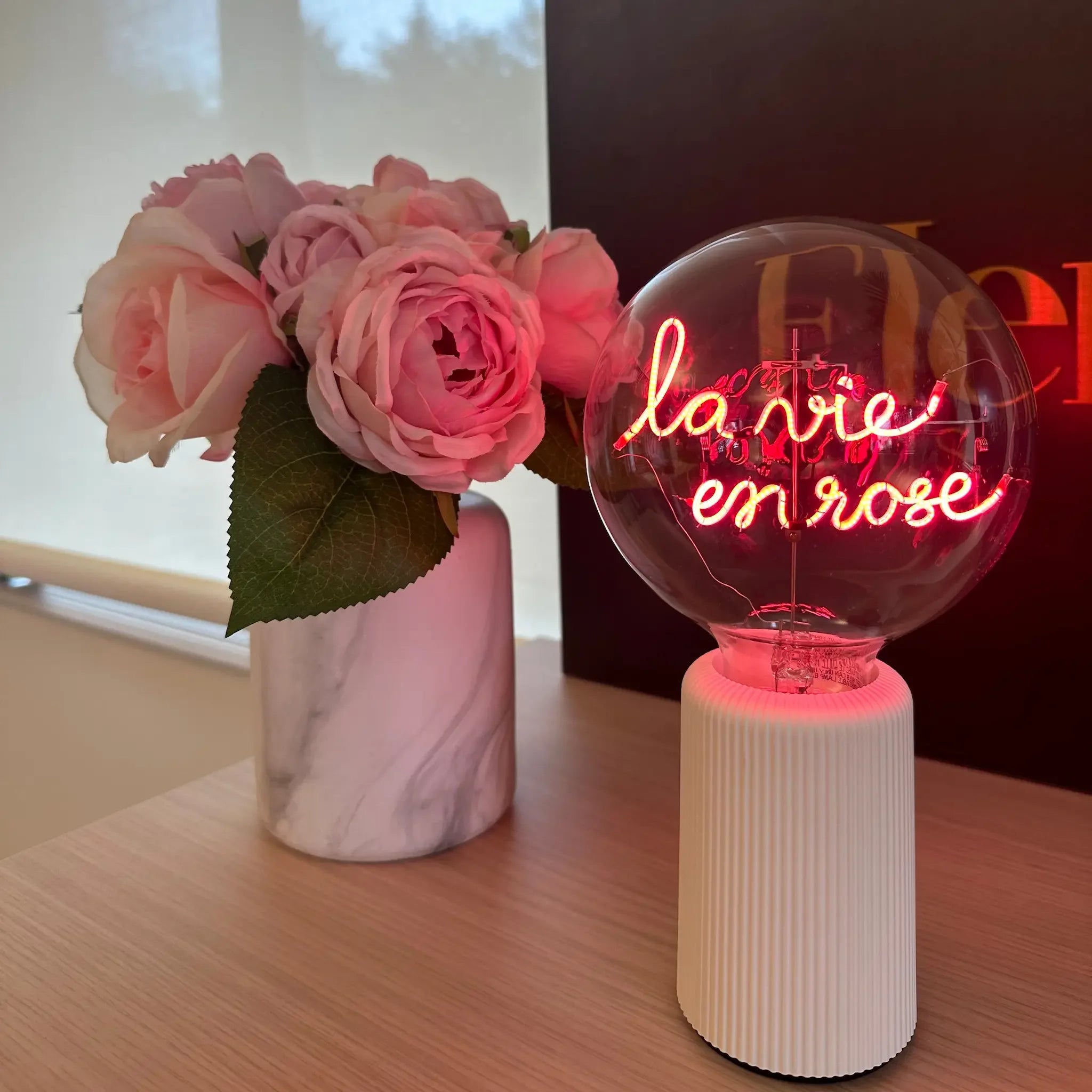 Ampoule MITB sans Fil - La vie en Rose - Elements Lighting