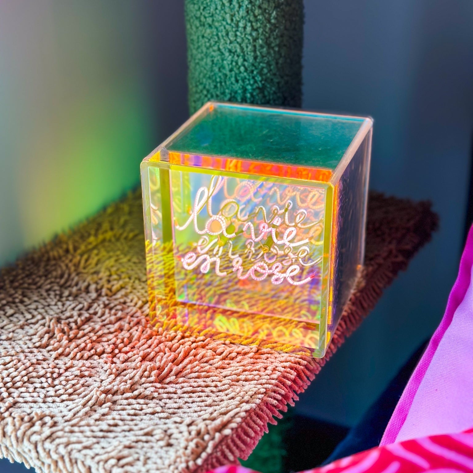 Cube lumineux - LA VIE EN ROSE - Elements Lighting