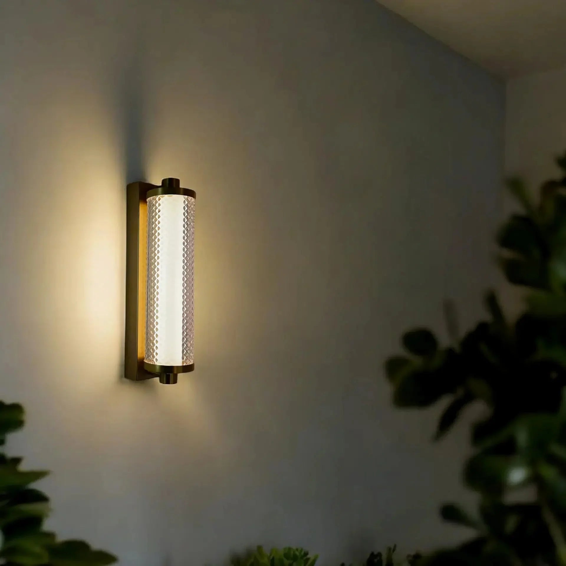 Applique Tiffany Diamant – Applique design LED dimmable, finition dorée élégante