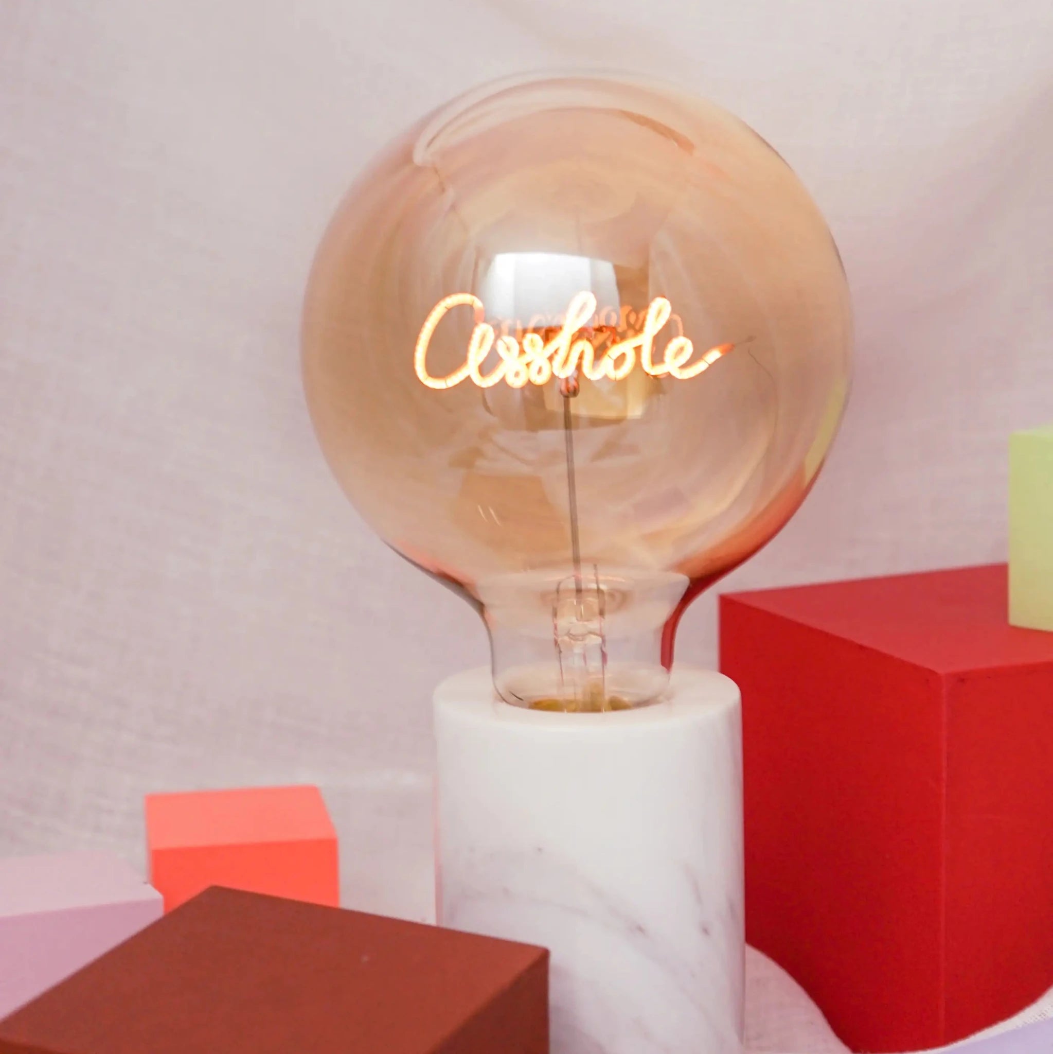 Ampoule décorative LED “Asshole” – Message In The Bulb - Elements Lighting
