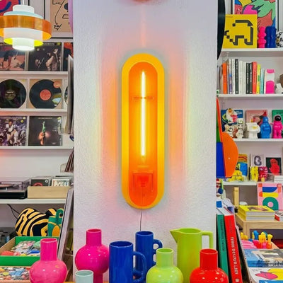 Applique Andy Jaune & Orange – Applique murale Pop Art tendance en acrylique coloré - Elements Lighting