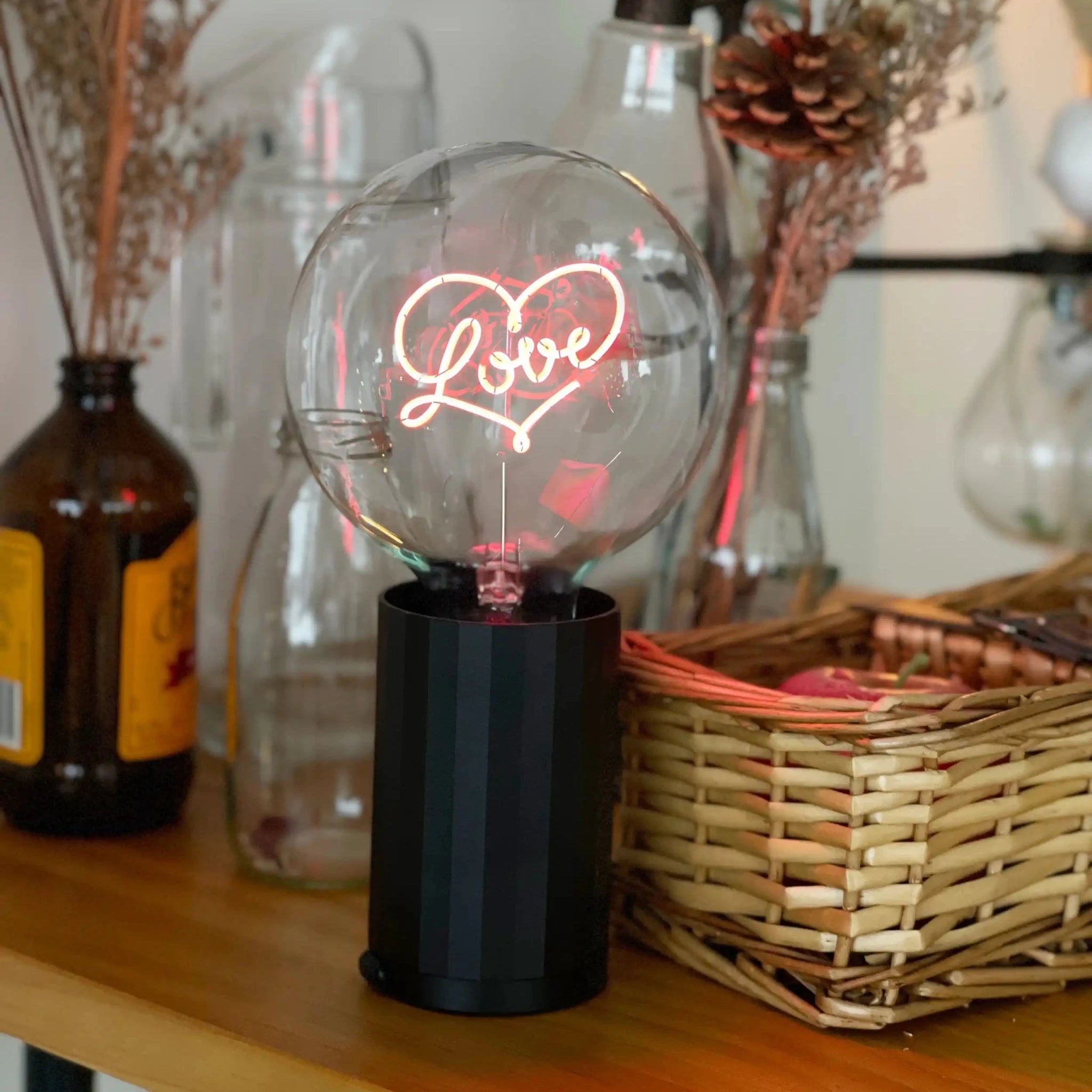 Ampoule décorative LED sans fil "Love" - Message In The Bulb - Elements Lighting