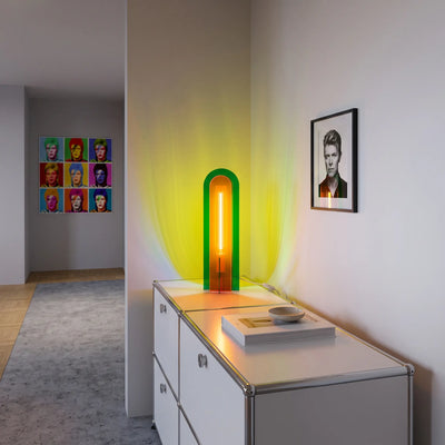 Lampe de table Andy – Design Pop Art en acrylique coloré
