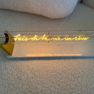 Ampoule décorative LED “Fais de ta vie un rêve” – Message In The Tube - Elements Lighting