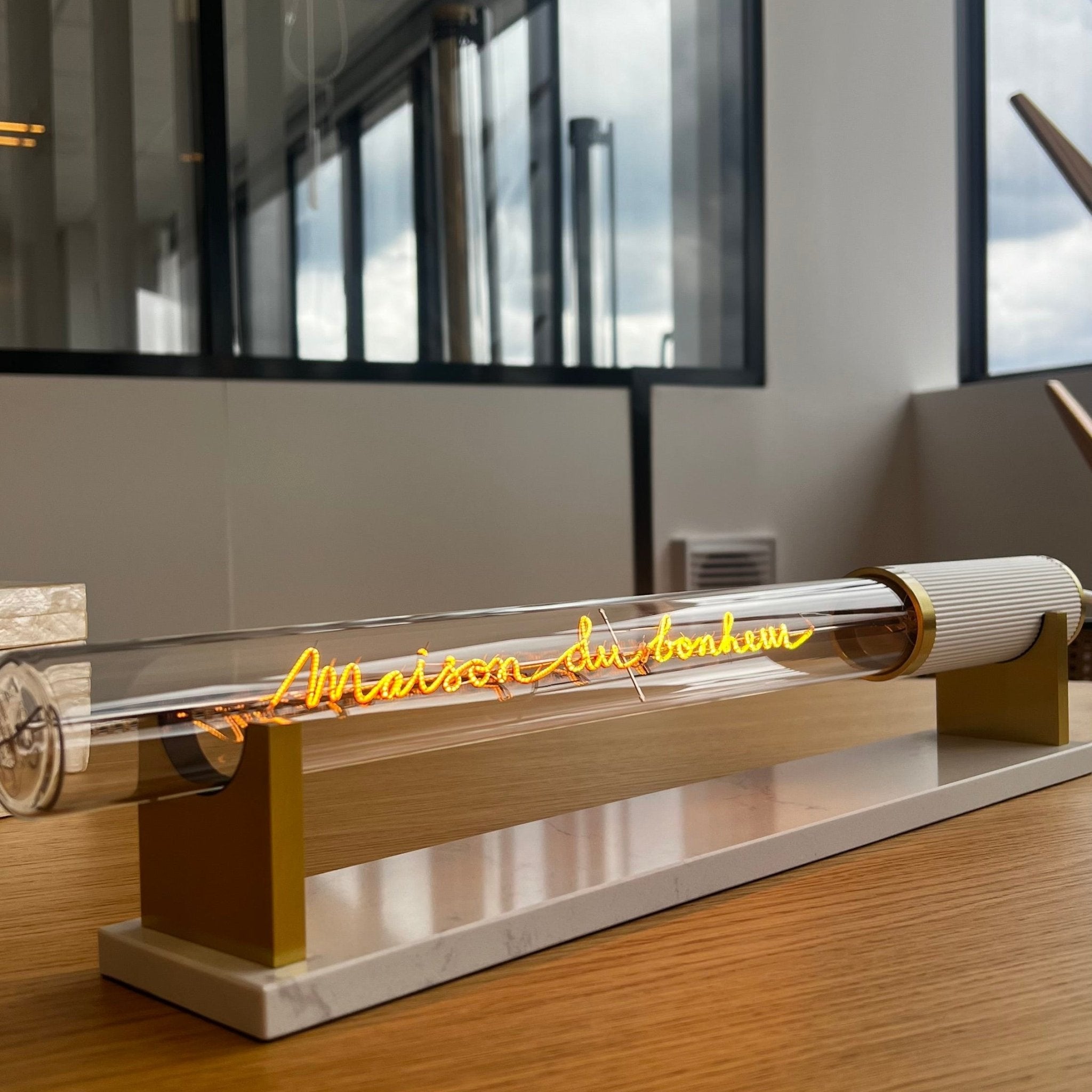 Tube lumineux - Maison du bonheur - Elements Lighting