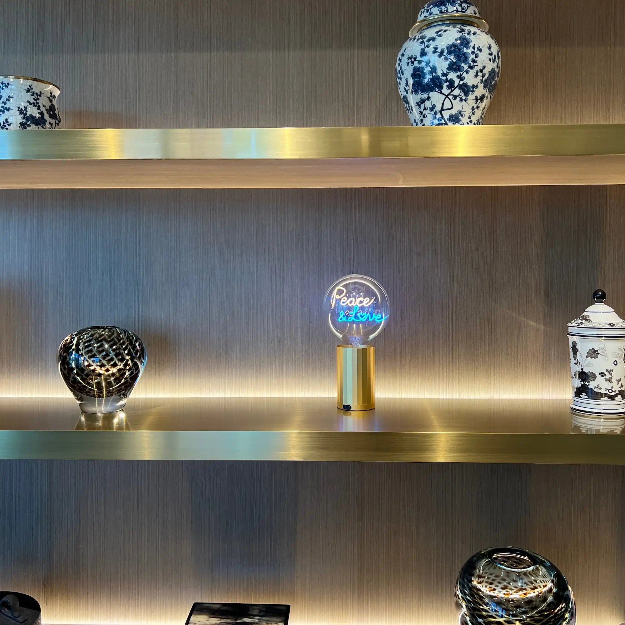 Sans fil - Peace and Love - Elements Lighting