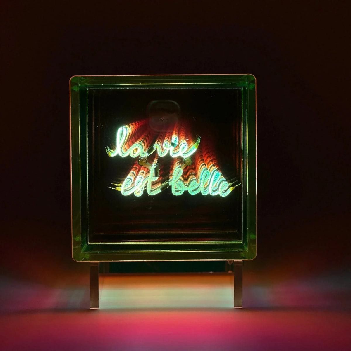 CUBE MITBOX LIFE IS BEAUTIFUL - Elements Lighting