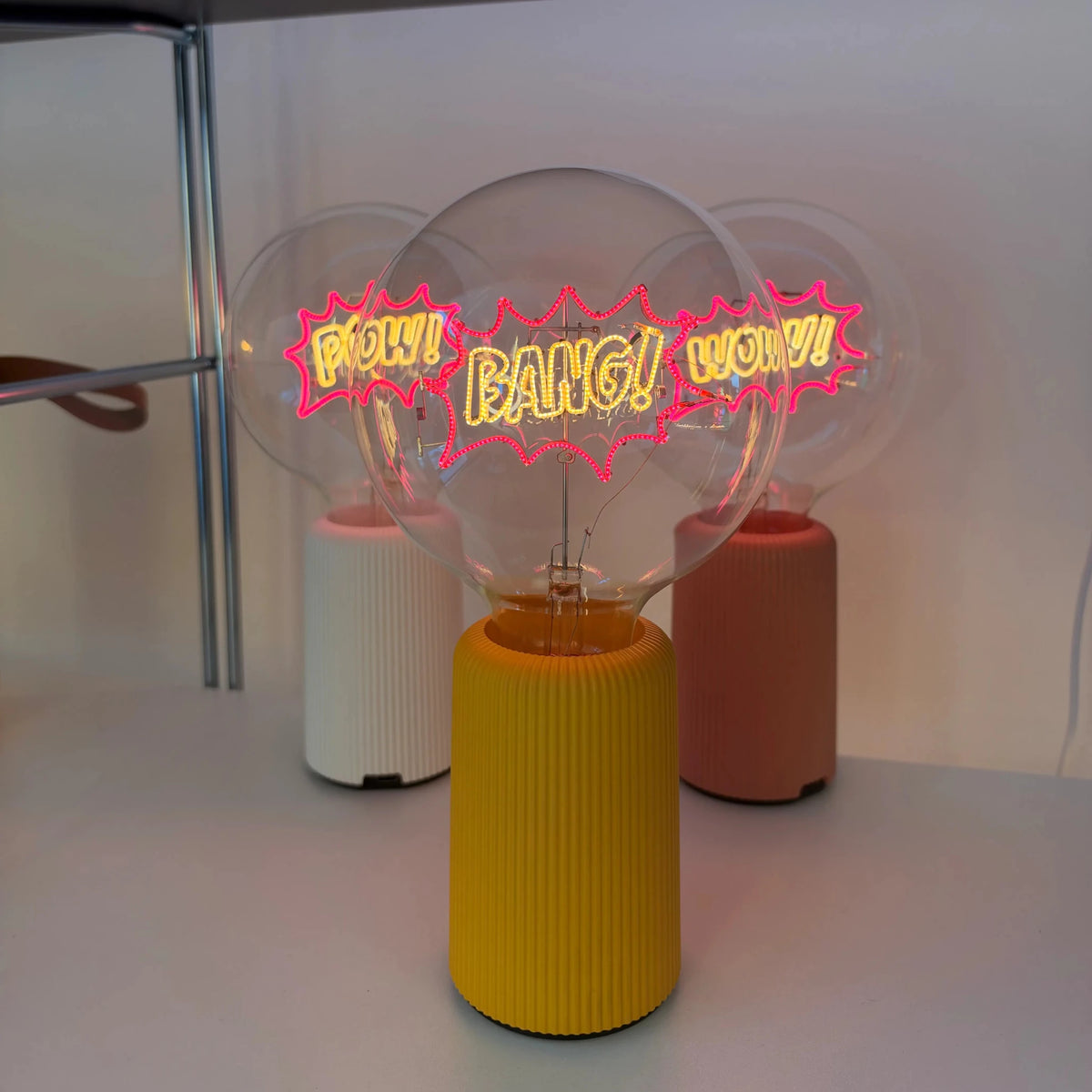 Ampoule décorative LED sans fil - Bang - Message in the bulb - Elements Lighting