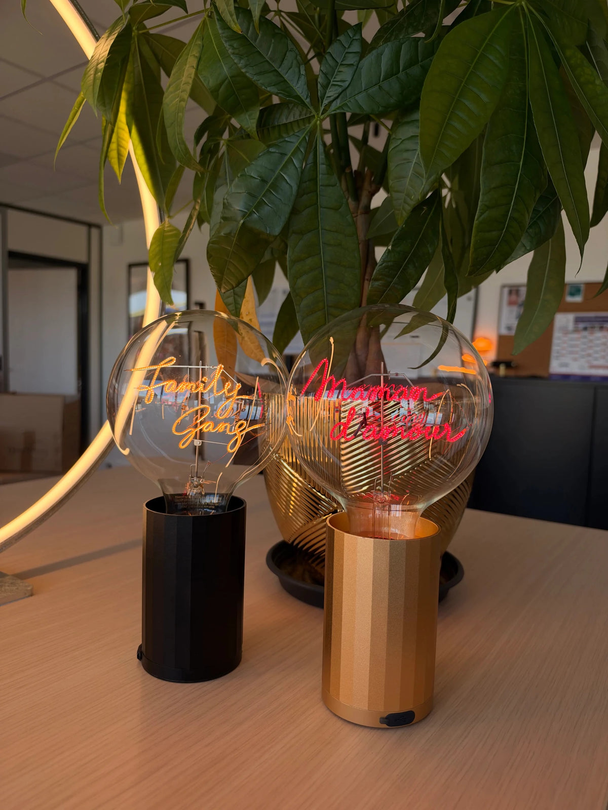 Ampoule décorative LED sans Fil "Maman D'amour" - Message In The Bulb - Elements Lighting