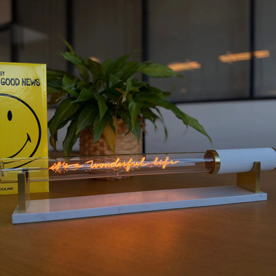 Ampoule décorative LED “It'a wonderful life" – Message In The Tube - Elements Lighting