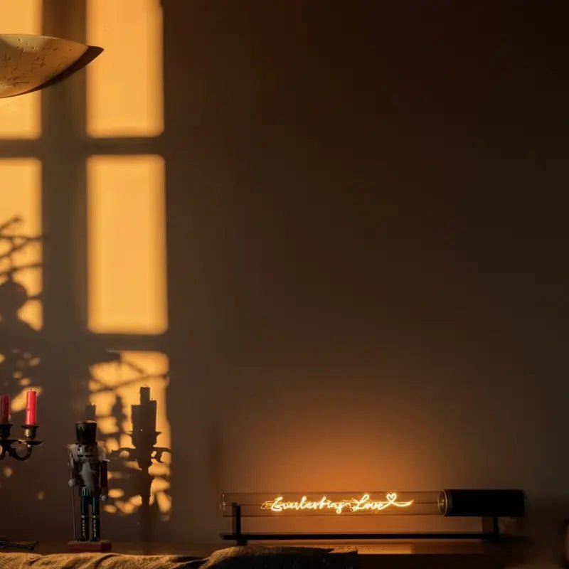 Ampoule décorative LED “Everlasting Love” – Message In The Tube - Elements Lighting