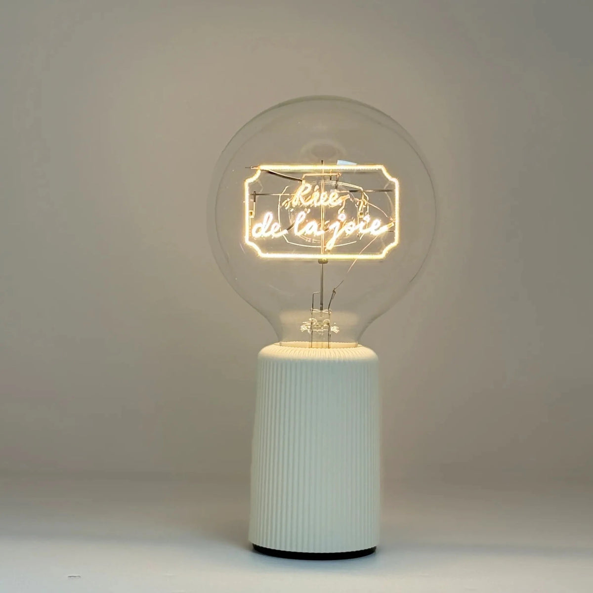 Ampoule décorative LED sans Fil "Rue de la joie" - Message In The Bulb - Elements Lighting