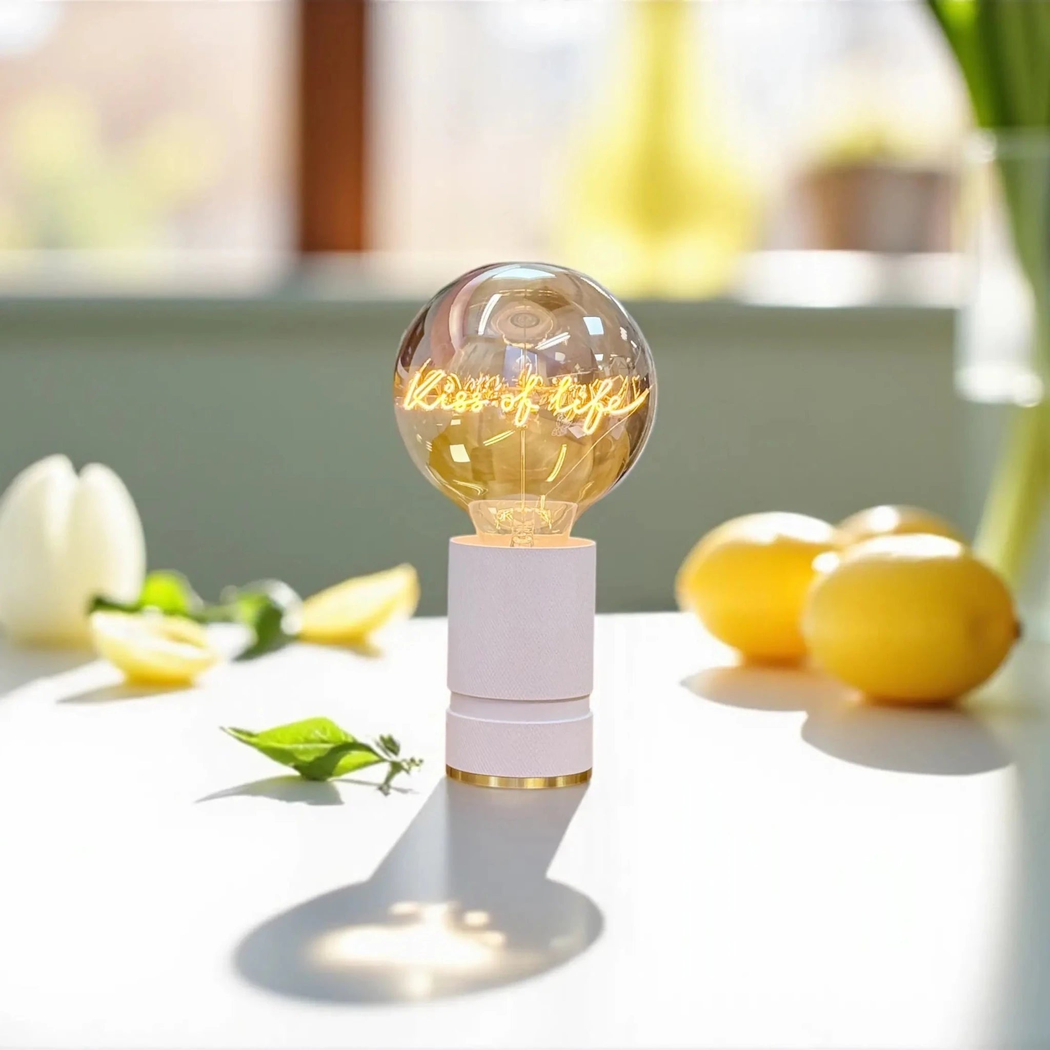 Ampoule décorative LED “Kiss Of Life” – Message In The Bulb - Elements Lighting