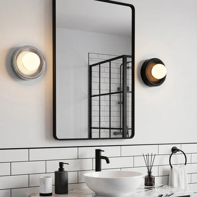 Alicia Ø22 cm Emerald Wall Light – Elegant opaque ceramic and glass wall light