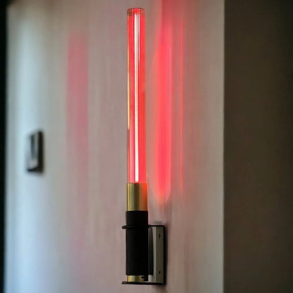Helios Noir / Doré avec lampe led rose